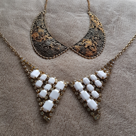 ✨2/$15✨ Necklace: 2 x Collar Necklaces 🛍 Bundle Me! - Picture 3 of 10